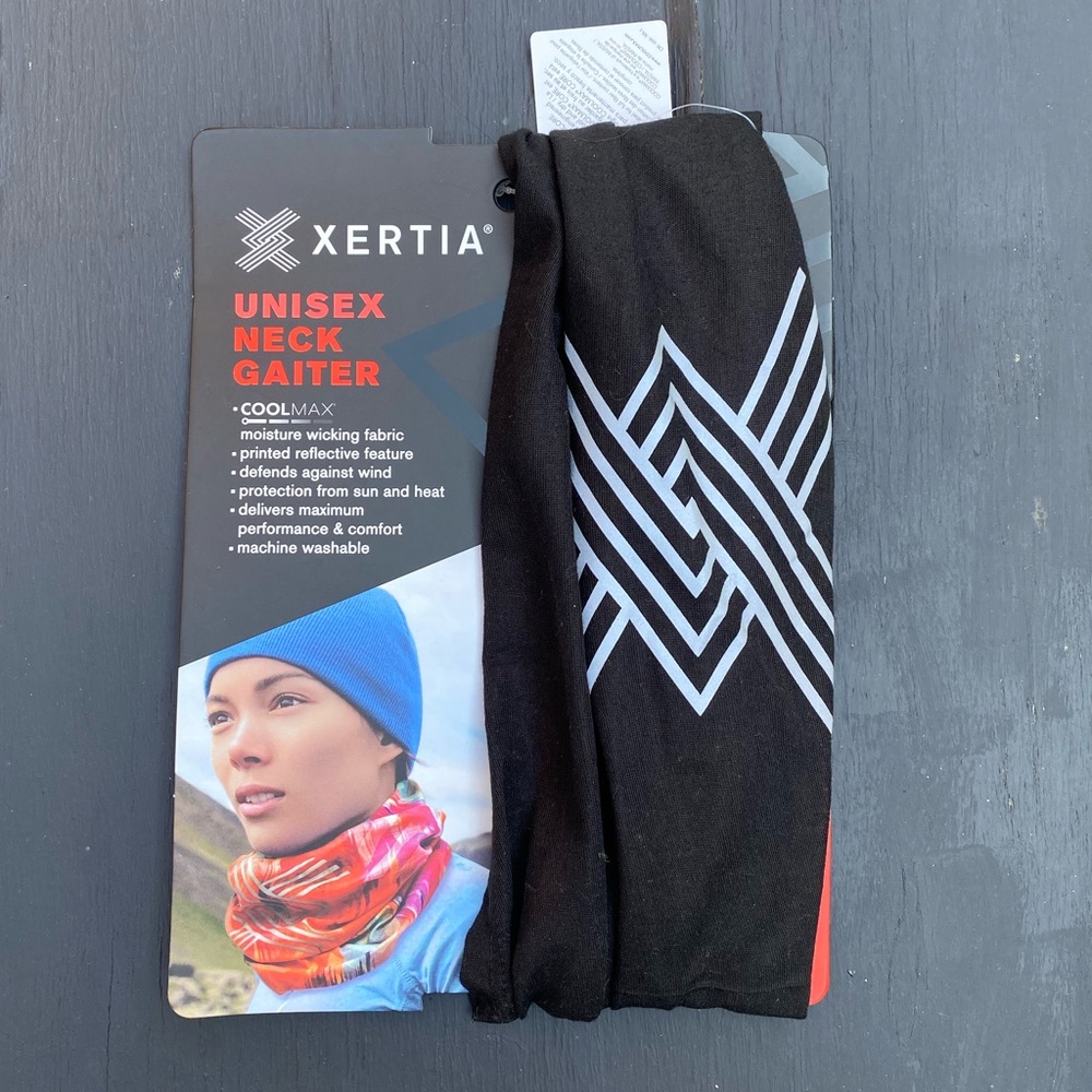 NWT UNISEX NECK GAITER
